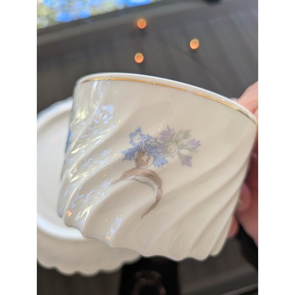 Haviland Limoges Bergere France Tea Cup & Saucer 1990 Blue Floral China Gold - Picture 9 of 13